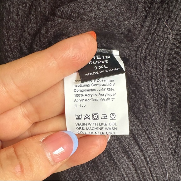 Shein 1X Sweater Vest - Picture 4 of 4